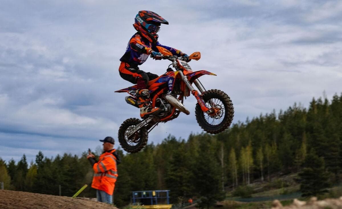Eesti Meister 50cc masinaklassis on 2a klassi õpilane Robin Vahter!   