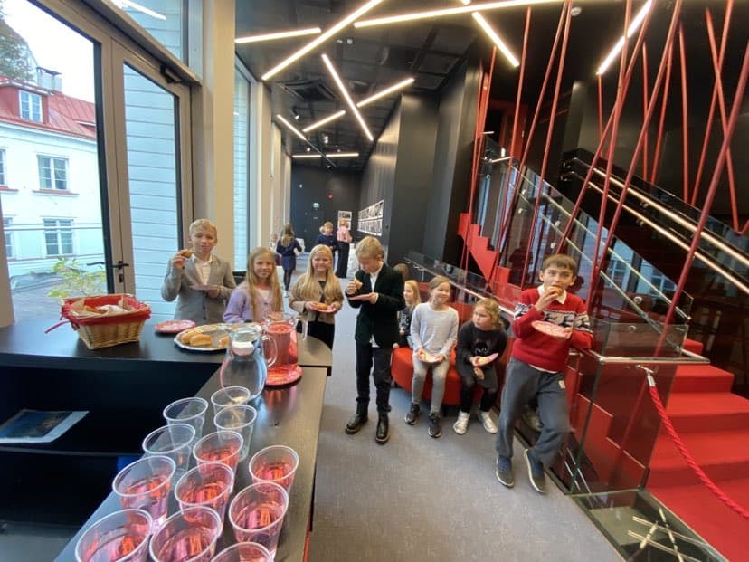 Noorsooteatri külastus